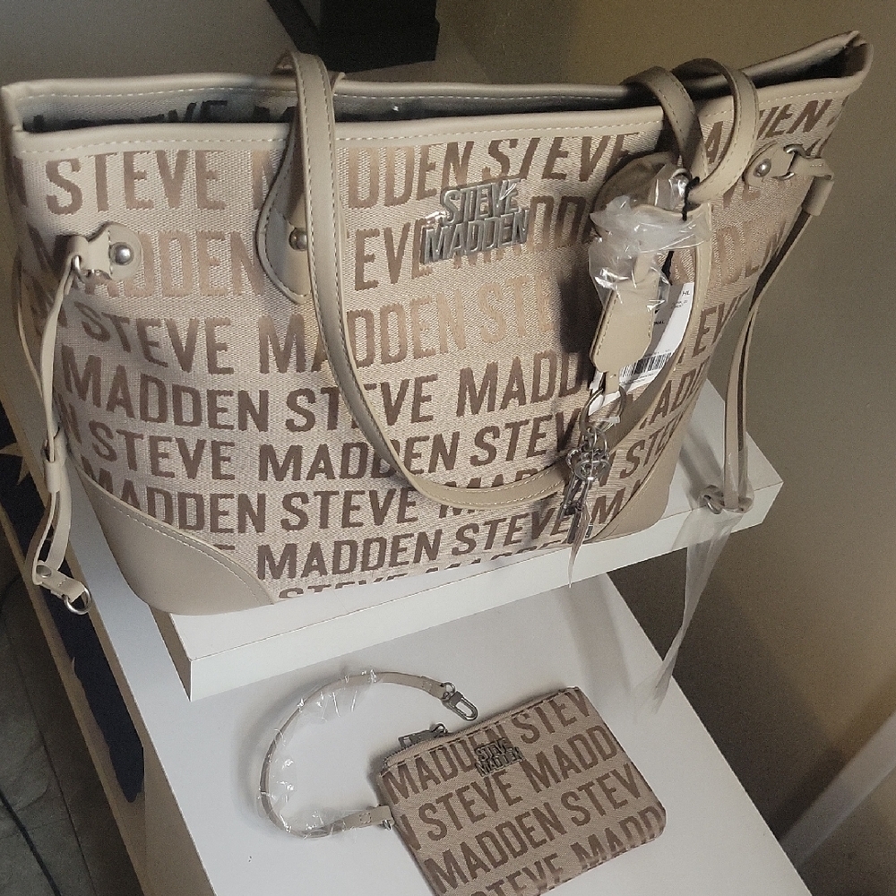 Steve Madden Beige and Brown Logo Tote Set